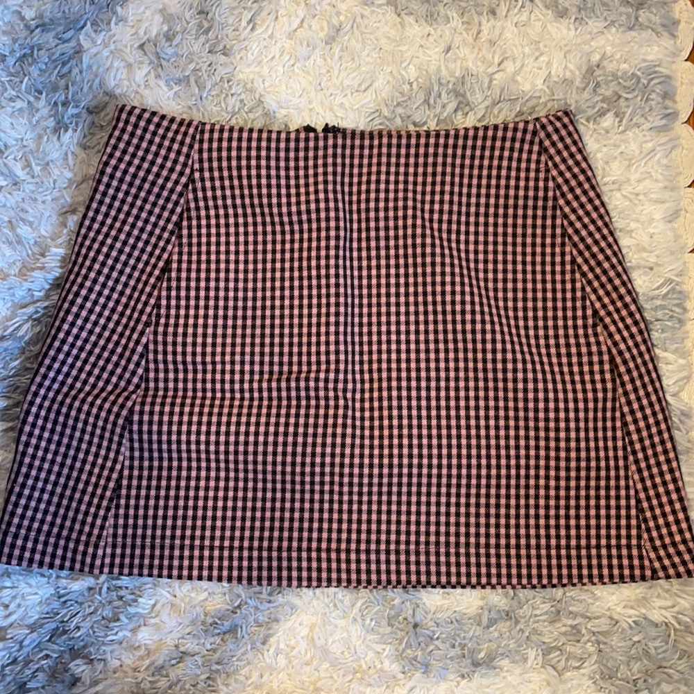 Mini checkered skirt